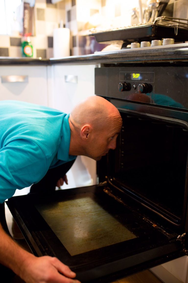 cafe oven cleaning